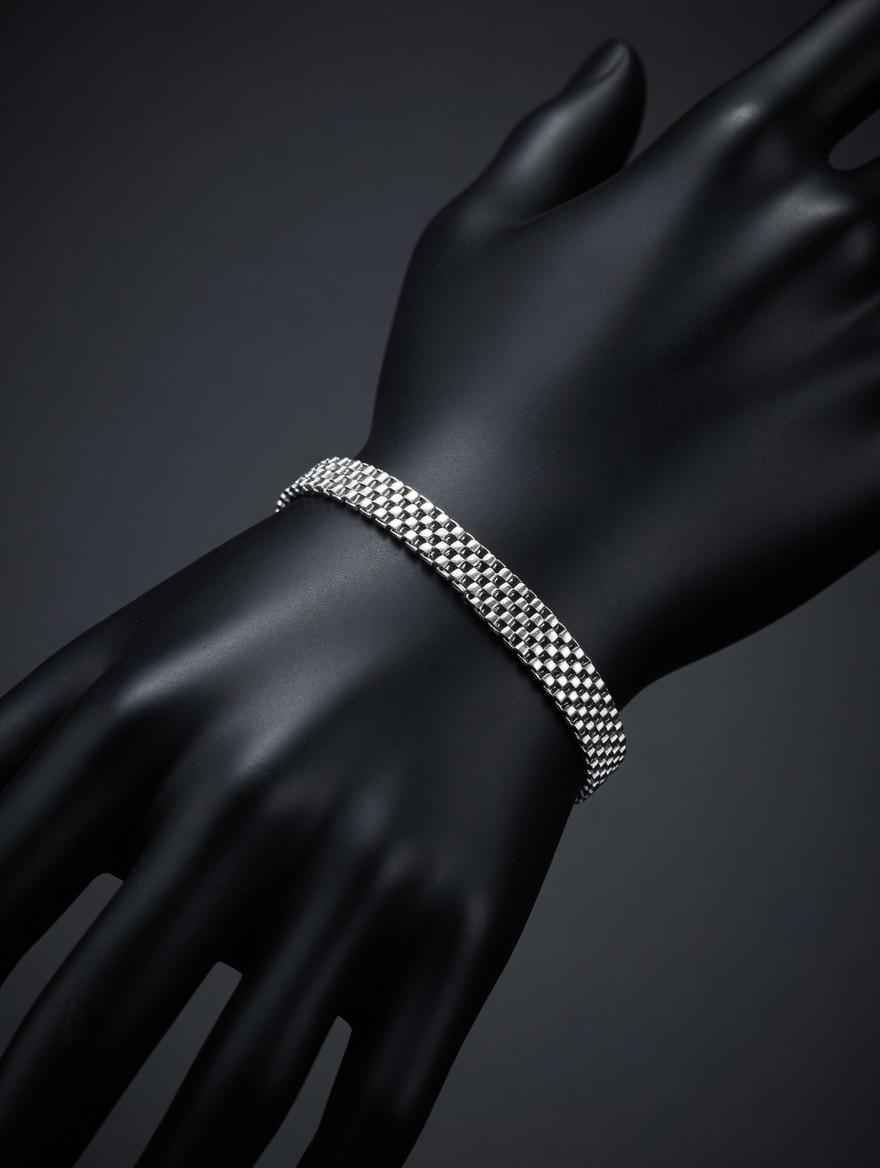 Classic Woven Link Bracelet – Timeless Gold & Silver Elegance