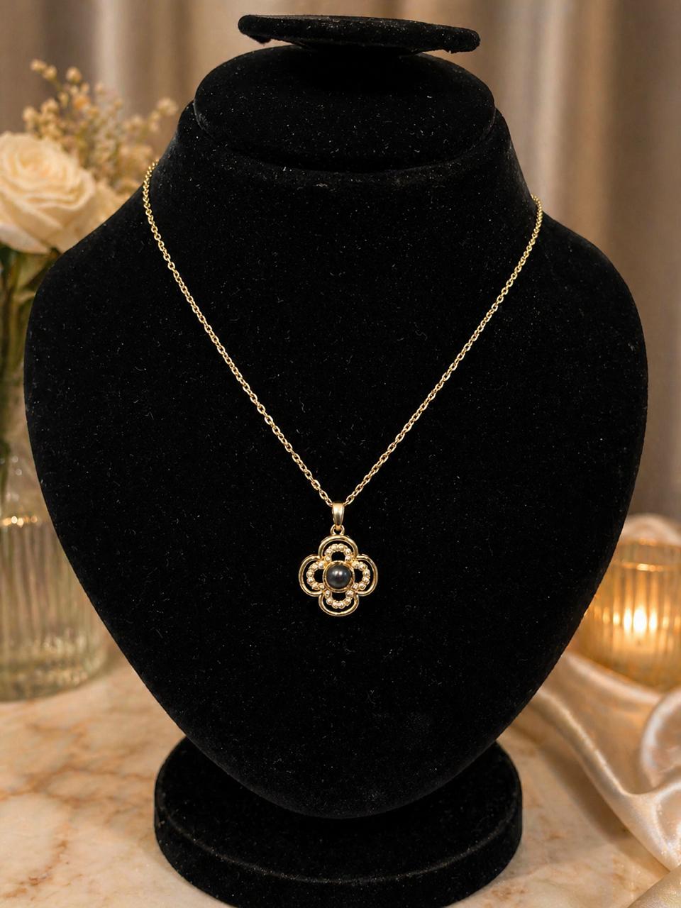 Elegant Black Stone Floral Pendant Necklace