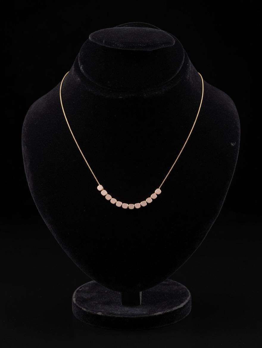 Elegant Gold Disc Necklace for Women | Minimalist Chain Jewelry