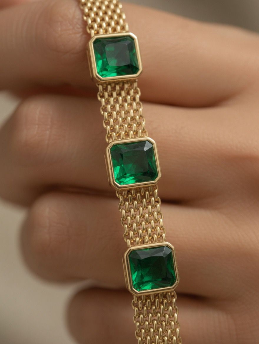 Elegant Gold Mesh Bracelet with Square Stone Accents (Green&Black)