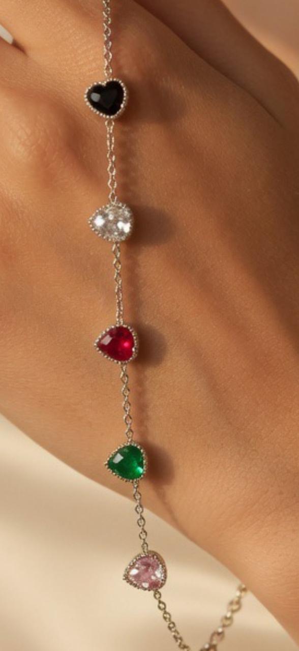 Multicolor Heart Charm Bracelet for Women – Elegant Adjustable Chain Jewelry
