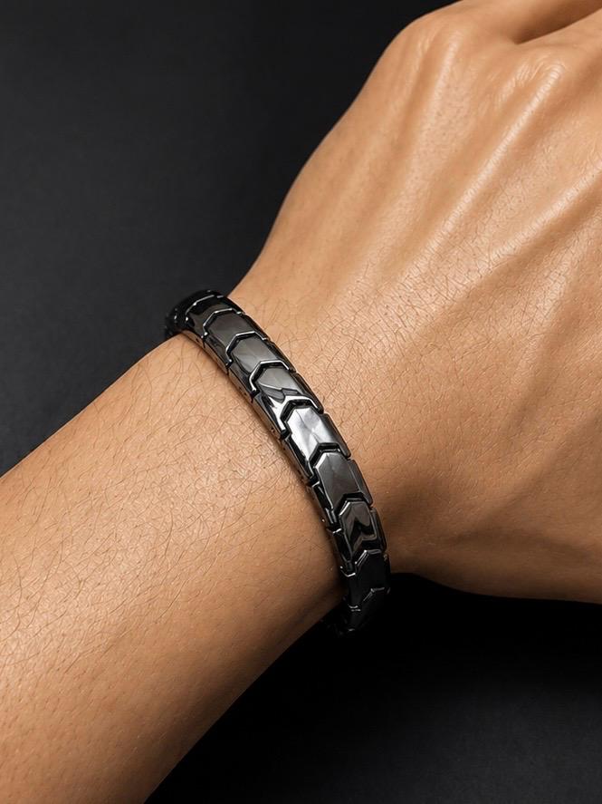 Geometric Link Statement Bracelet (golden & black)